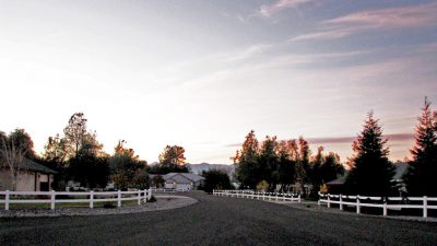 home-redding-country-living