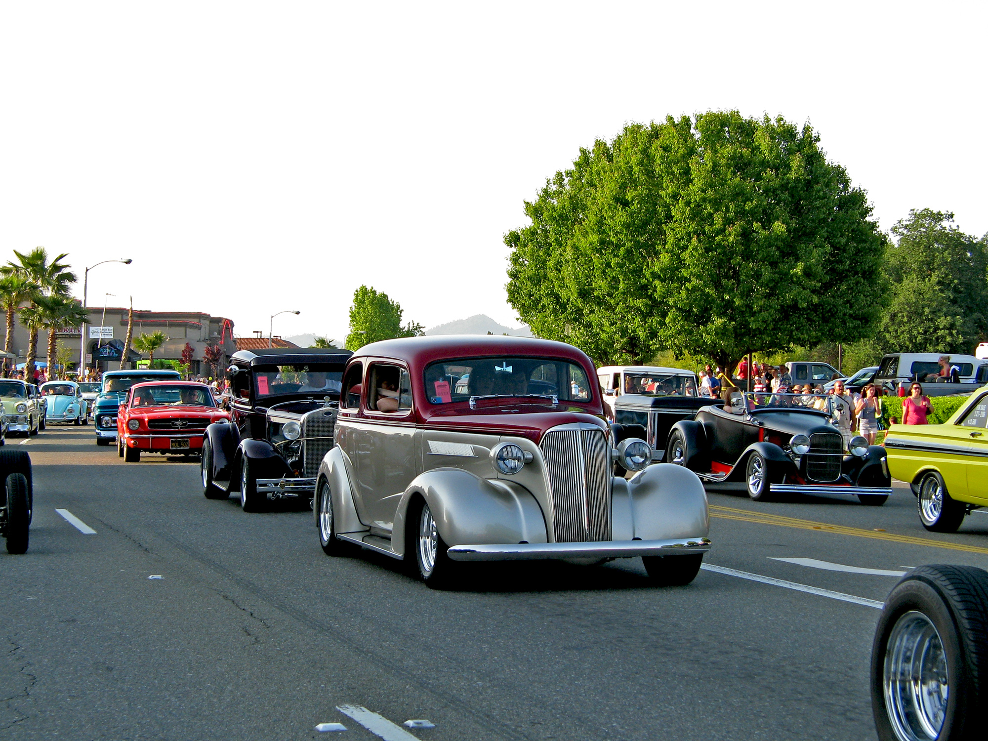 kool-april-nites-car-show-redding-16