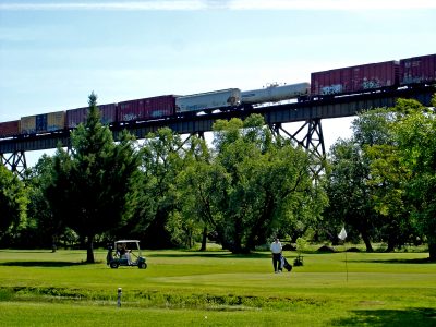 lake-redding-golf-train