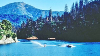 shasta-lake-skier-1