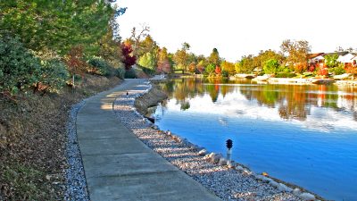 the-vineyard-lake-trail-3