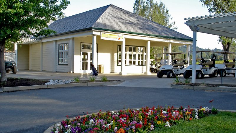 Tierra Oaks Golf Course - Pro Shop