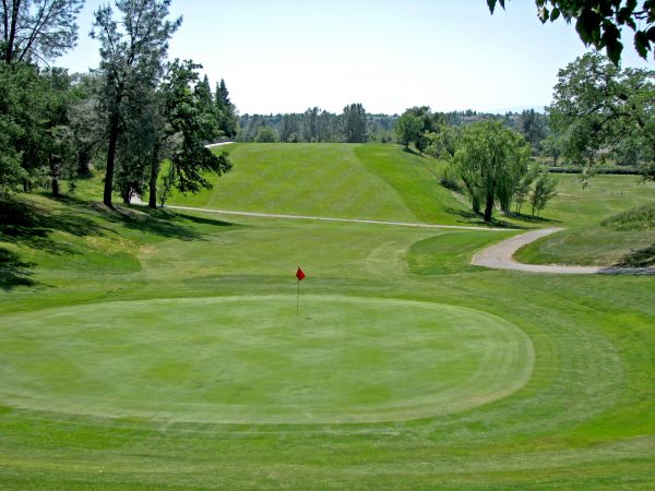 Gold Hills Golf Course, Redding CA - Hole 18 green