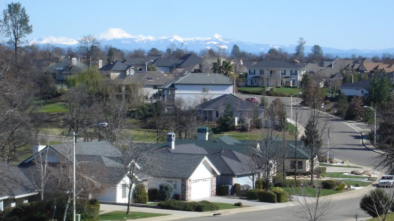 Gold Hills, Redding CA - Homes in the neighborhood and a nice view of Mt Lassen