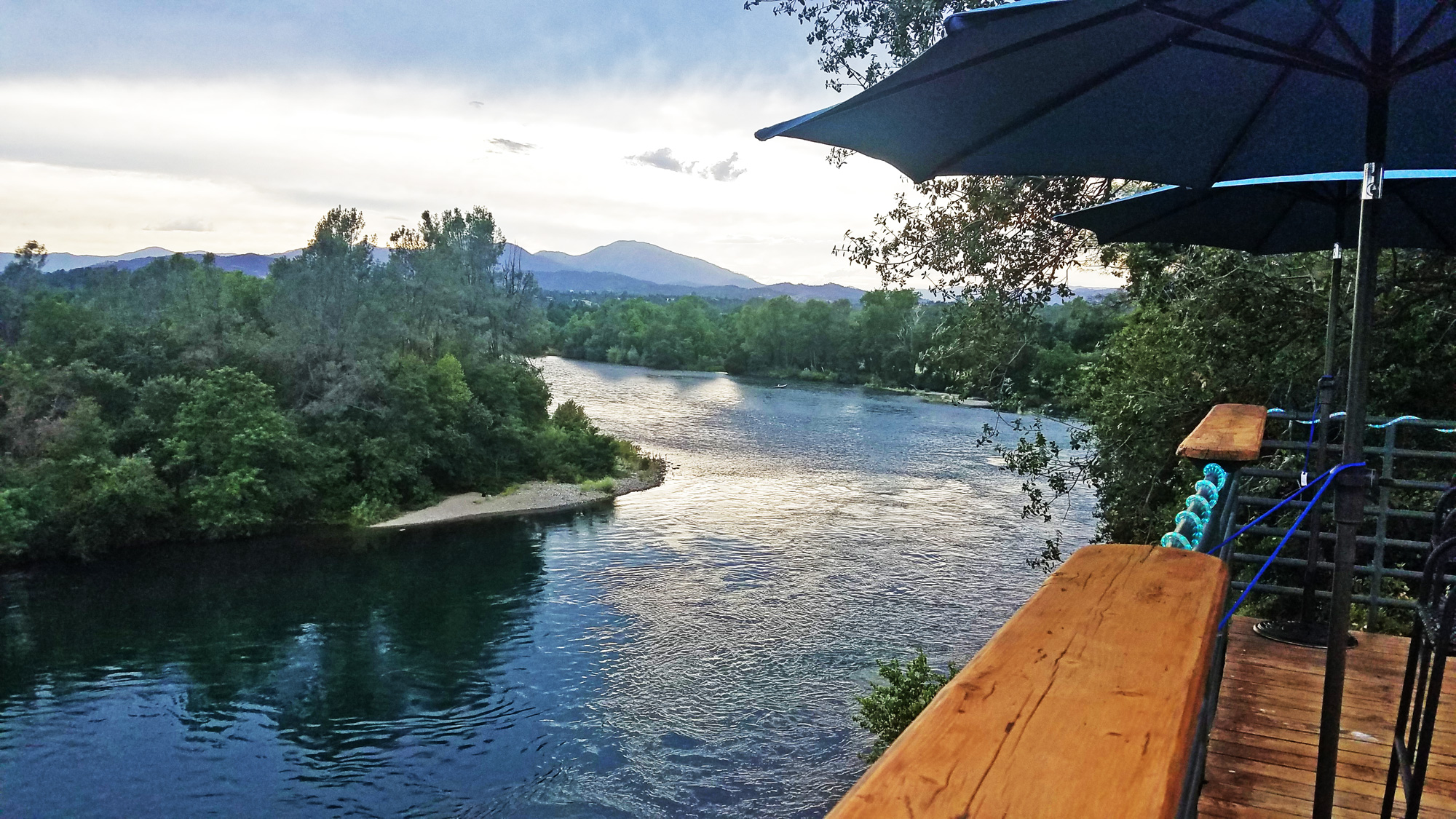 sacramento-river-from-deck