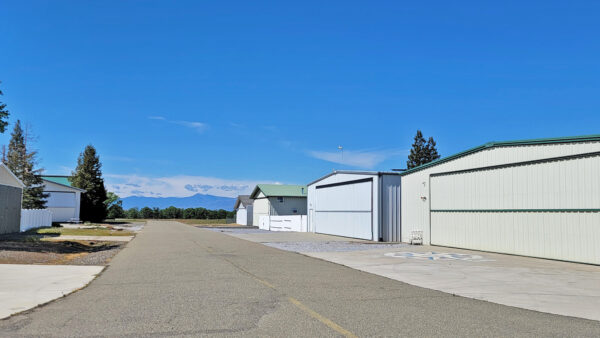 lake-california-airplane-hangers