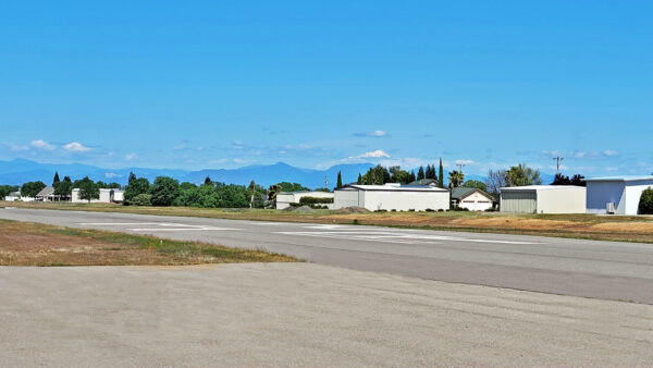 lake-california-airport-1