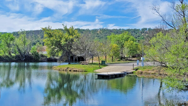 lake-california-clubhouse-boat-launch