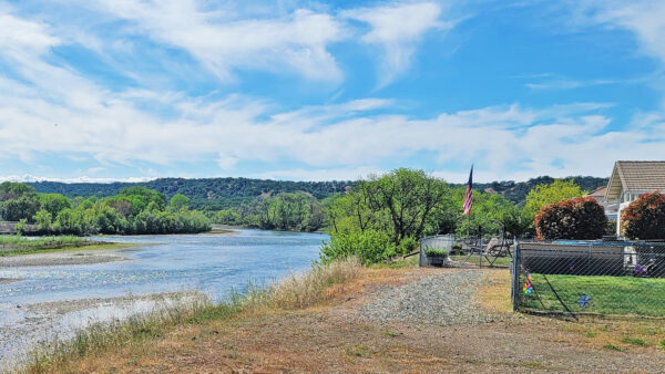 Lake California, Cottonwood CA - Sacramento Riverfront homes in the neighborhood