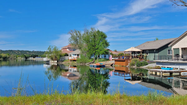 Water front homes in Lake California